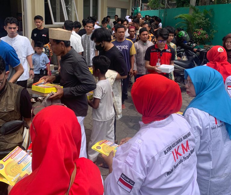 Braditi Moulevey Rajo Mudo: IKM Jakarta Gelar Jumat Berkah, Diproyeksikan jadi Agenda Tetap